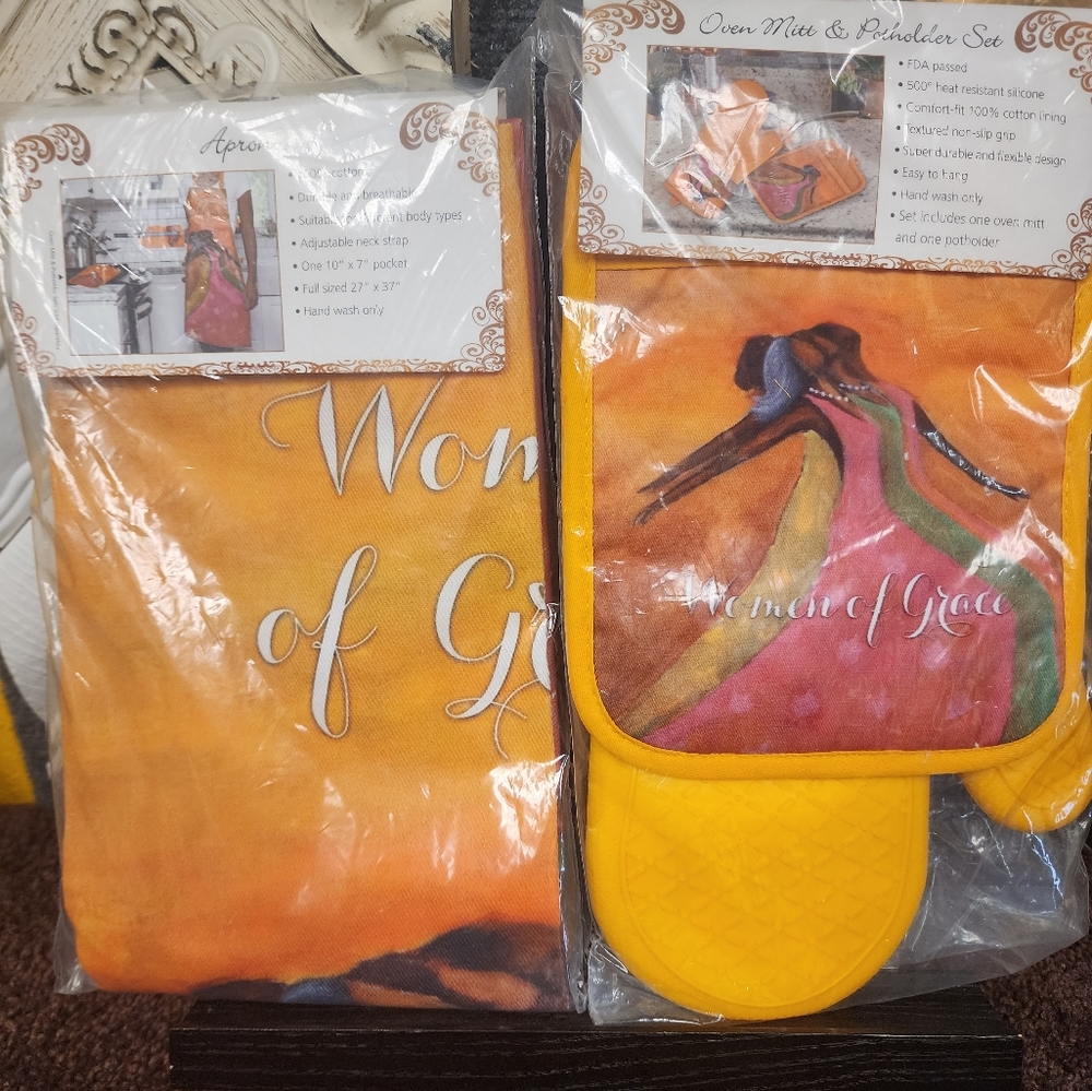 Apron and Oven Mitt Set